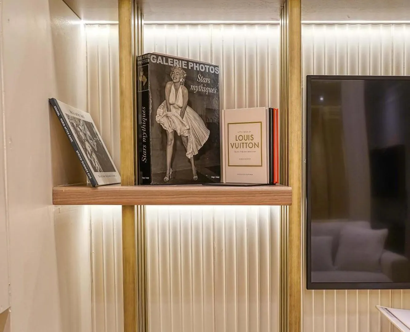 Sumptuous Apartment Opera Vendome By Studioprestige Paris
